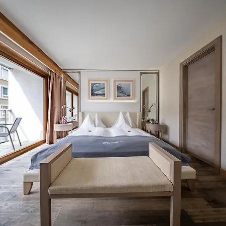 Hotel Piz 3*