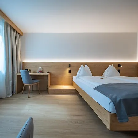 Piz Otel 3*