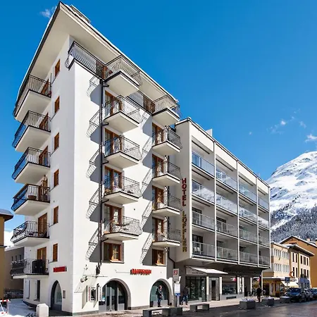Otel Piz 3*